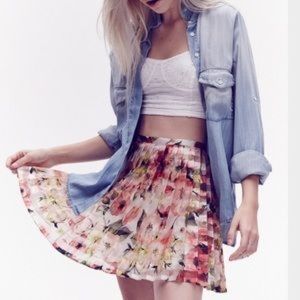 NWT Alli K Floral Mini Skirt Sz S